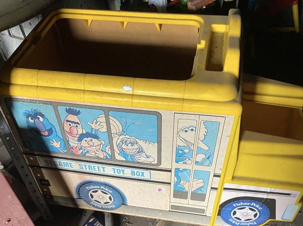 Vintage Sesame Street Toy Box Toybox Old Bus 1