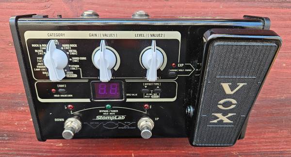 VOX Stomplab 1