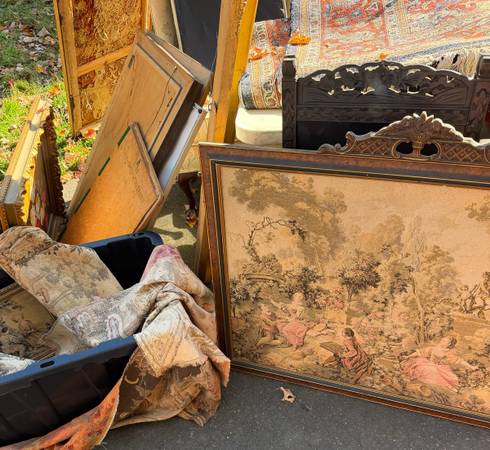 Yard sale photo