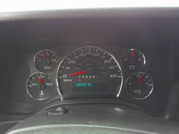 2015 Chevrolet Express - Photo 11