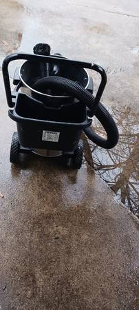 Vacuum holder stainless steel no vacuum plenty of attachments 1