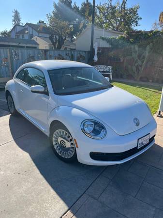 2014 Volkswagen beetle 1