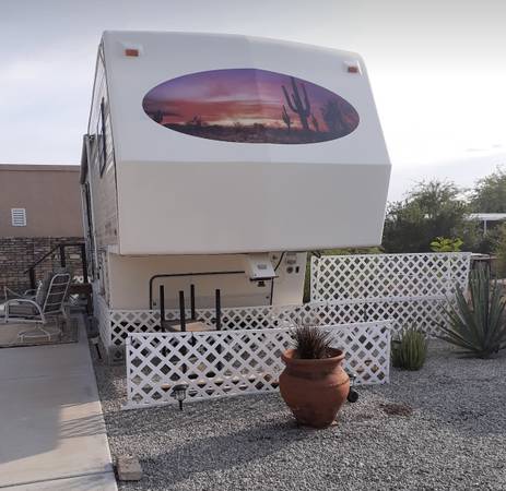 $900 / 1br - Spend Thanksgiving in sunny Yuma! (Foothills)64214142523777120