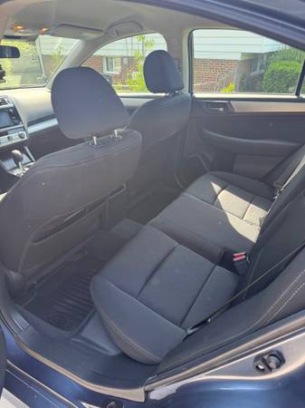 2015 SUBARU LEGACY 2.5 PREMIUM ONLY 60900  MiLE - $14,500 (Fairfax)63616500342401124