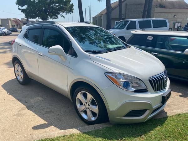 2016 Buick Encore solo por $7889 en efectivo o con tarjeta, o $159 por mes según calificación crediticia. - $7,889 (Tulsa-Kirkpatrick Auto Sales)63470244343683121