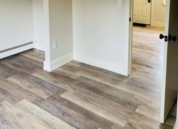 $2,040 / 2br - 660ft2 - LavavajillasApartamentos Seleccionados, Instalaciones de Lavandería, Estacionamiento Fuera de la Calle (73 Cross St, Woodstock, VT)63976979307394121