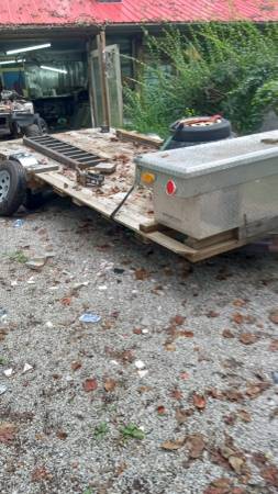 Utility trailer 1