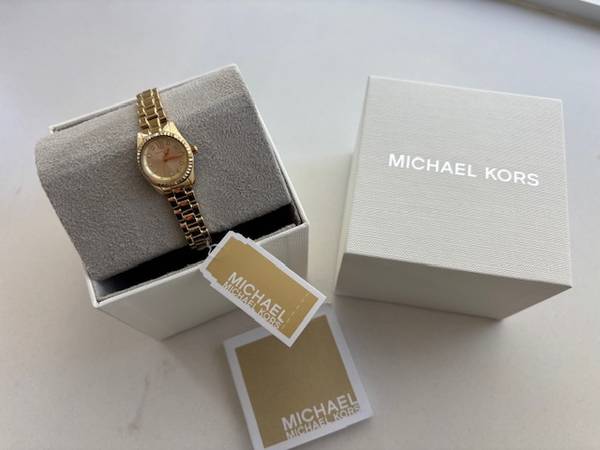 Michael Kors Women's Lexington Gold-Tone Watch 1