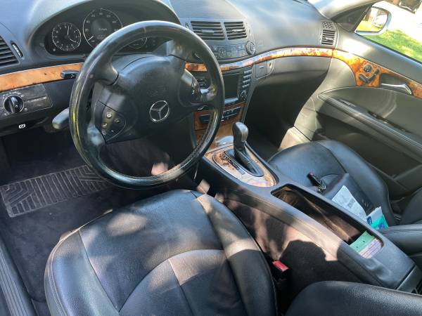 Mercedes E 320 - $4,200 (Mandeville)63439000774275123