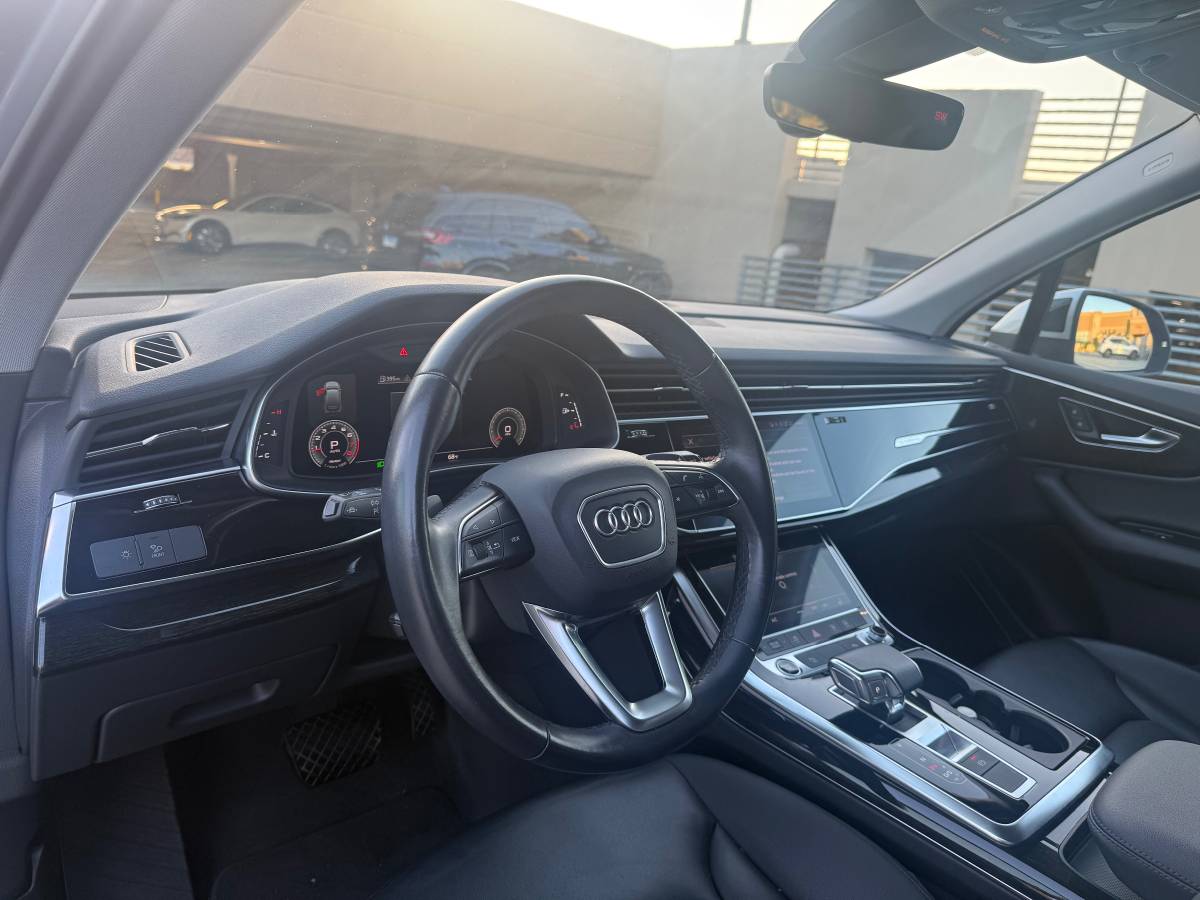 2022 Audi Q7 quattro Premium 45 TFSI