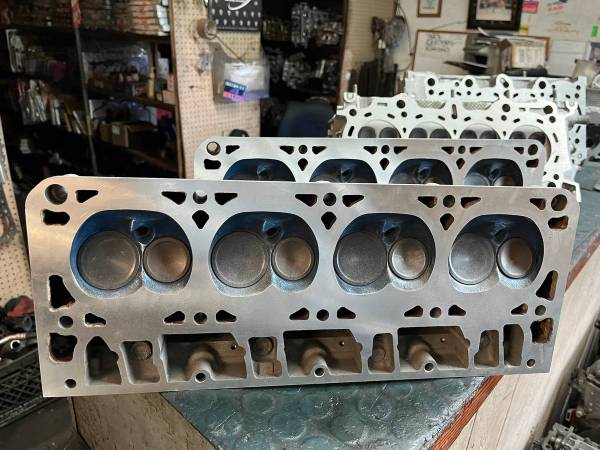 Ford Cylinder Head 1