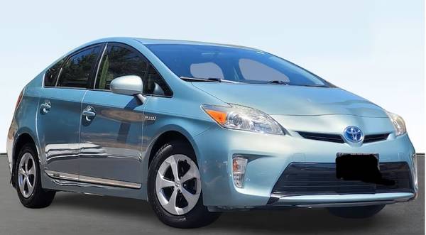 2014 Toyota Prius Two (Sea Glass Pearl) / (Beige) - HYBRID - 92K Miles - $13,285 (daly city)63472920978049122