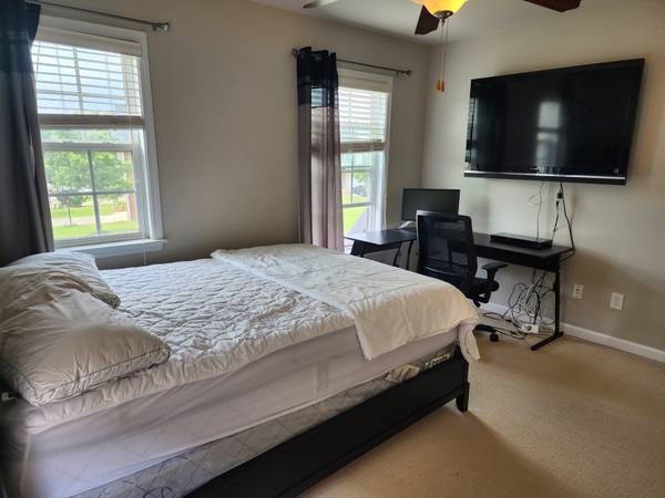 $700 / 1br - Room for Rent with Private Bathroom (Duluth)63964263528451120