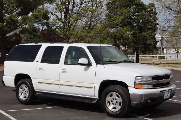 2006 Chevrolet Suburban 4x4 4WD Chevy LT 1500 SUV - $6,999 (Victory Motors de Colorado)63612320667393121