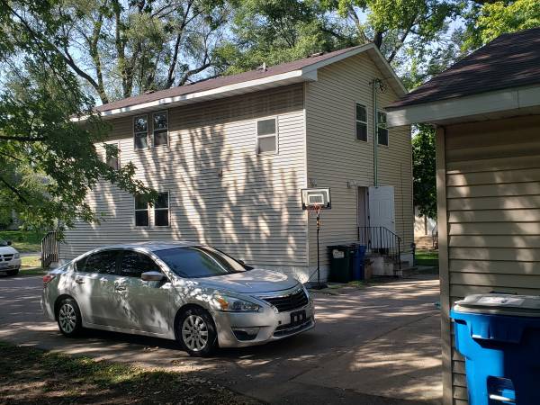 Two Bedroom One Bath Unit, Lower Level of Duplex, Pets Allowed, Quiet 1