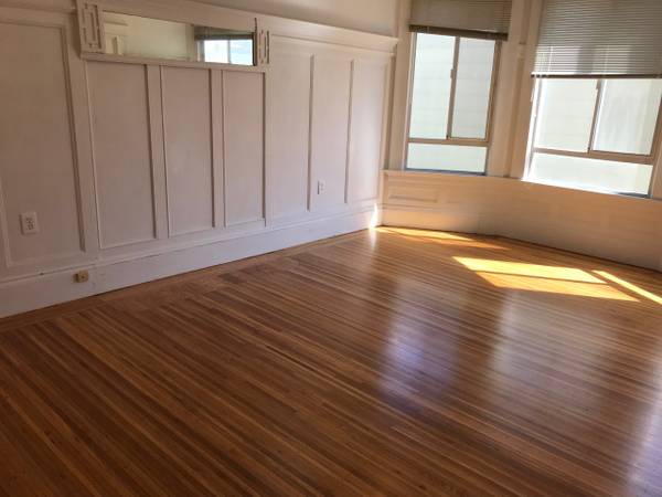 $3,795 / 2br - Beautiful, immaculate, spacious 2br/3br & 1.5 ba apt on Nob Hill (nob hill)63936605249027120