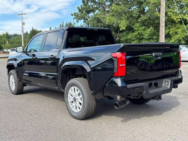 2024 Toyota Tacoma Doble Cabina SR5 Camioneta 4D 5 ft Modelo Garantizado Credi - $37,995 (+ 405 Motors)63623640845955124
