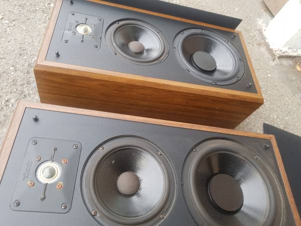 Vintage Polk Audio Monitor Speakers 1