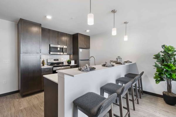 $2,689 / 1br - 815ft2 - Bike Storage Room, Washer/Dryer In Unit, 1 BD (8612 Palatine Avenue North, Seattle, WA)63944963012611124