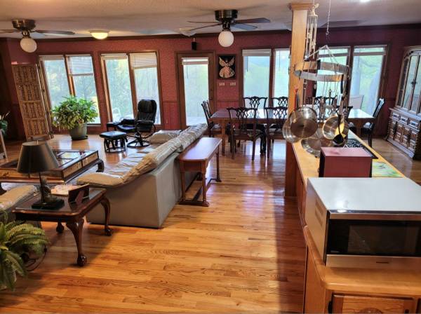 $800 / 1br - 500ft2 - Bedroom for rent (Signal Mountain)63993077820034121