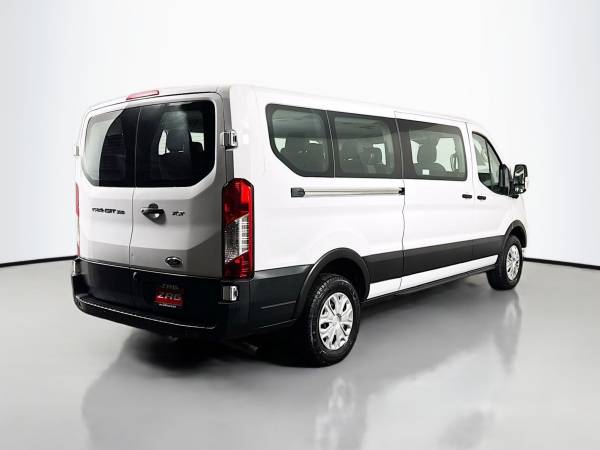 2023 Ford Transit Passenger Wagon - Photo 5