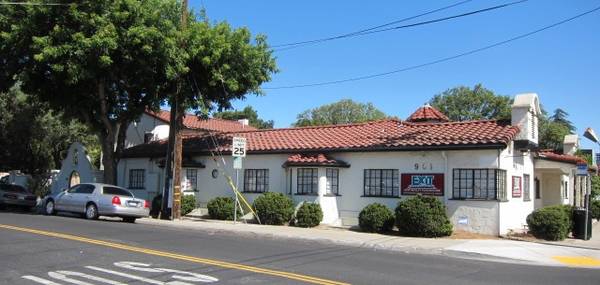 $450 / 250ft2 - Historic Building with individual offices (McHenry Ave)63970444262530120