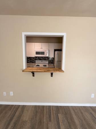 $885 / 2br - 850ft2 - Two Bedroom Apartment River Grove Apartments (New Albany)64008827658371122