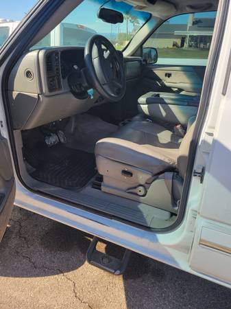 Chevy Truck Silverado 1500 - $7,900 (Ramona)63440465375233124