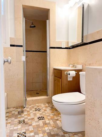 $695 Charming Bright Large Newly remodel Studio Apartment with balcony (25424 Normandie Ave #3 Harbor City, CA)64035737613954124