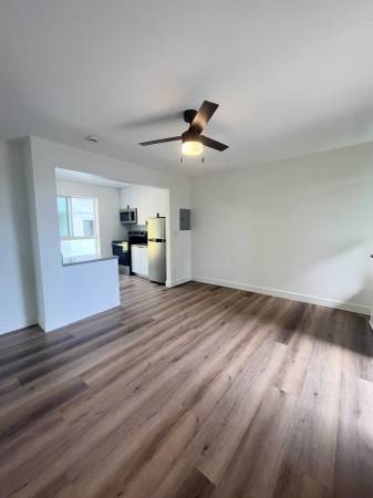 $3,395 / 2br - 850ft2 - 2BD/1BA OCEAN VIEW, BEACHSIDE APARTMENT IN THE HEART OF MISSION BEACH! (3540 Mission Blvd #6)63663768966787121