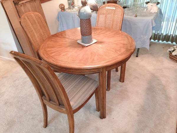 70's Drexel Dining Set Table 6 Chairs & Buffet 1
