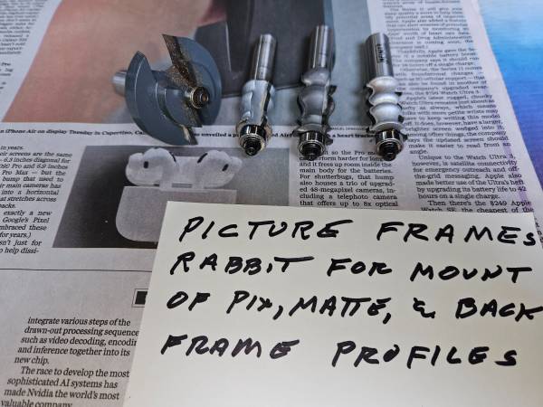 Picture frame router set 1