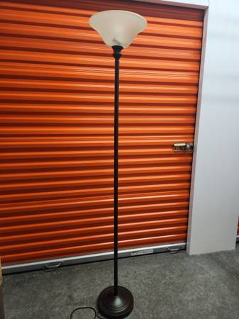 Moving sale - torchiere floor lamps (x2) 1