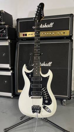 Hagstrom Retroscape H-III 1