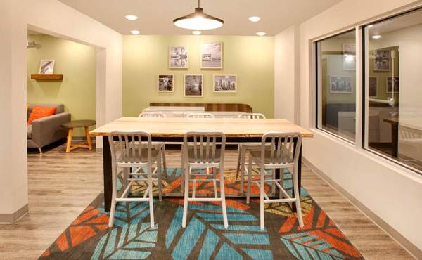 $1,110 / 1br - Exclusive Offer: Short-Term Stays with No Strings Attached! (5350 W Sam Houston Pkwy N, Houston, TX)63924044041859124