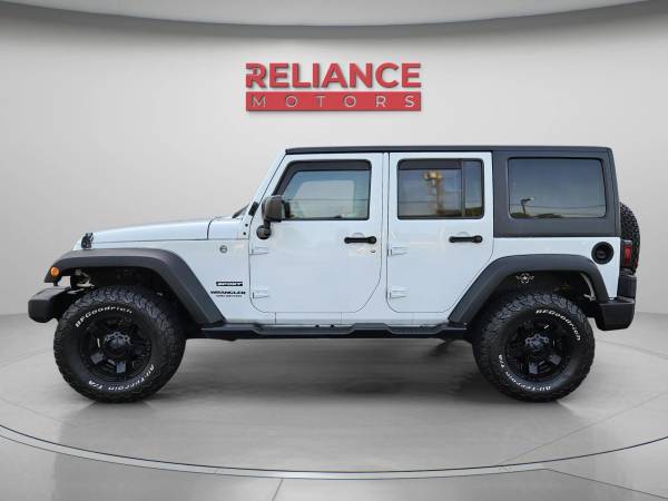 2017 Jeep Wrangler Unlimited Sport SUV 4D - $17,995 (Malden,MA)63623667088387122
