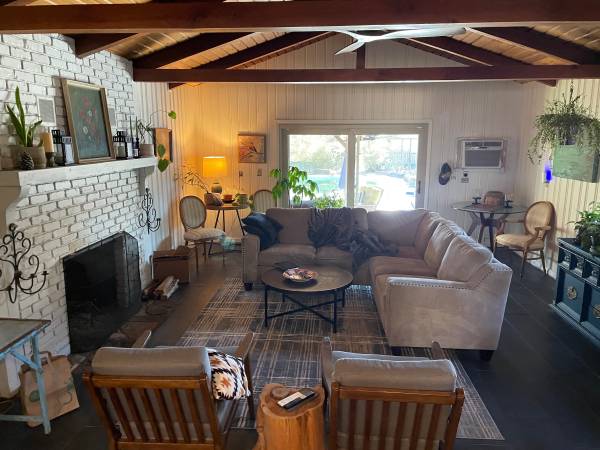$950 / 1br - Furnished Room (East Point)63963991308802124