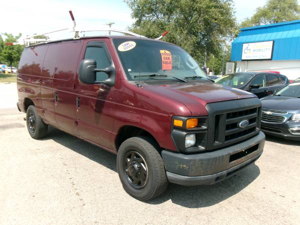 2011 Ford E250 - Photo 7