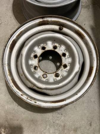 16x7 ford rim 1