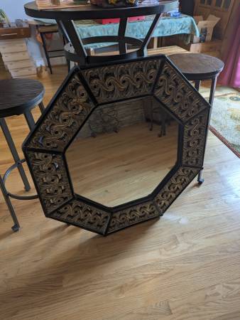 Decorative Octagonal Mirror 1