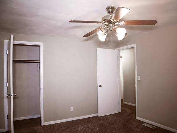 $850 / 2br - 932ft2 - 2 BD, Instalaciones para lavandería, Armarios espaciosos (3225 E Goldenrod Ave, Terre Haute, IN)63675898931713122