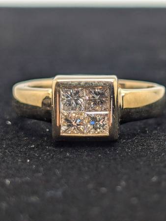 Invisible-set Diamond Ring 14k yellow gold 1