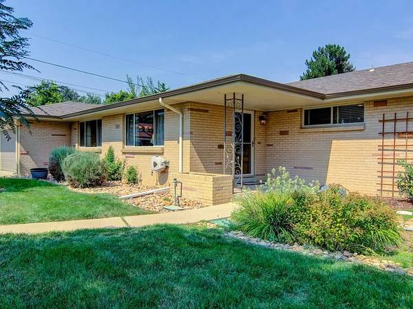 $2,685 / 2br - 1200ft2 - Immaculately Maintained Duplex in Prime Location!- 7817 W 33rd Ave (Wheat Ridge)63973357703171120