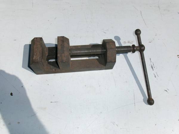 DRILL PRESS VICE 1