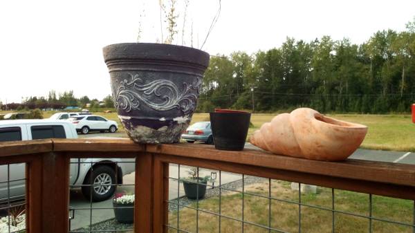 Planter pots/Flower pot,s 1