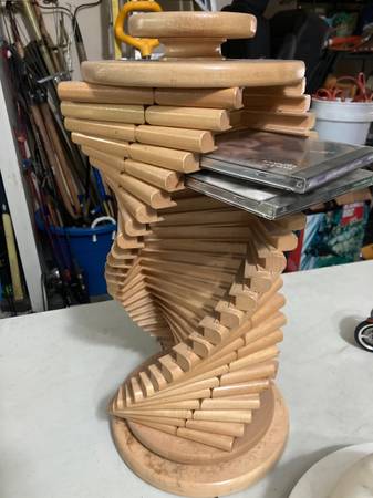 WOOD CD CAROUSEL STORAGE HOLDS 25 CD’S 1