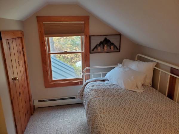 $1 / 3 habitaciones - sábado 12 de julio - jueves 17 de julio por $250, domingo 13 de julio - viernes 18 de julio por (Ludlow)63314323879809122
