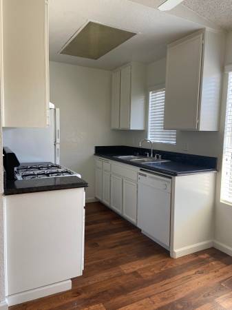$2,095 / 1br - 536ft2 - 1BD/1BA IN PRIME LOCATION!! (MISSION HILLS)63998605348098120
