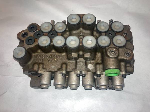 Kubota BT1000B Valve Assembly--B15 1