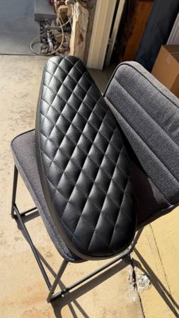 Triumph seat British customs 1